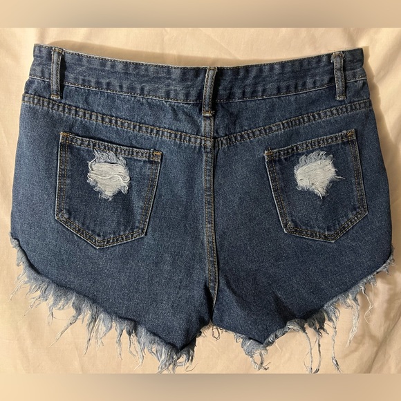 Shorts - Picture 2 of 2